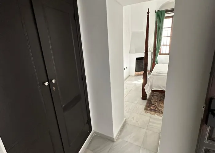 Casa Jaramago חרז